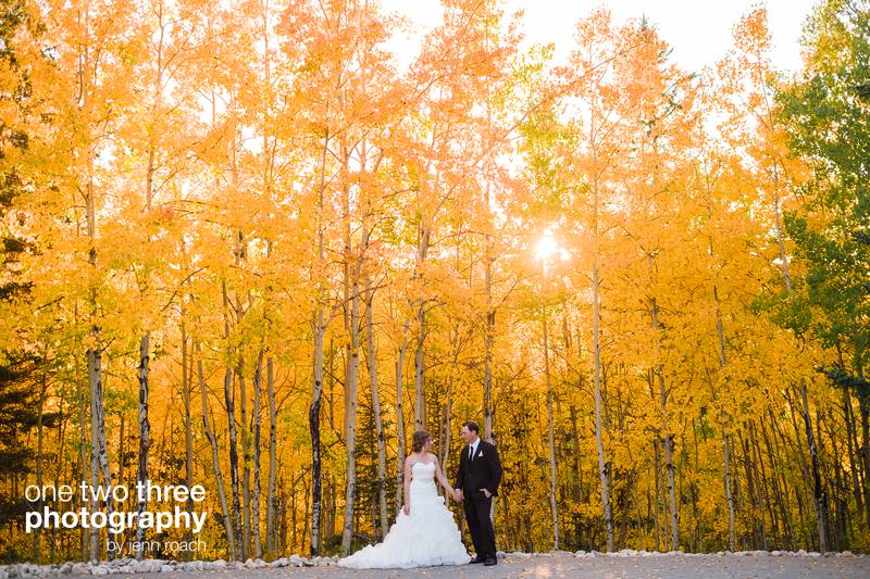 fall-wedding-at-azuridge-calgary-jenn-roach-22
