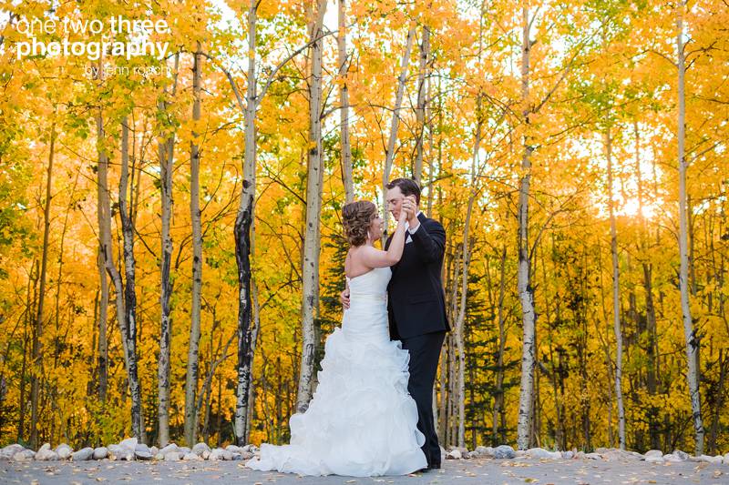 fall-wedding-at-azuridge-calgary-jenn-roach-24