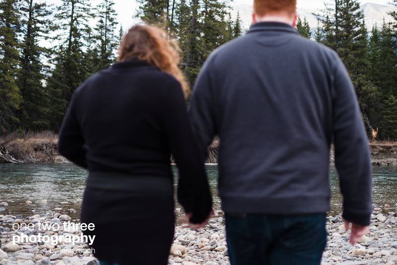 rory-and-keeley-engagement-in-camore-alberta-photo-location-004